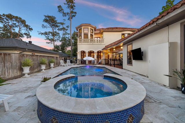 8448 Westview Drive, Houston, TX 77055