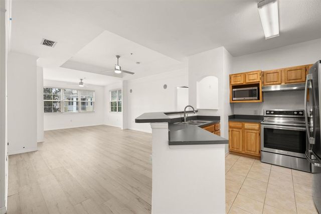 3315 PARKCHESTER SQUARE BOULEVARD 304, Orlando, FL 32835