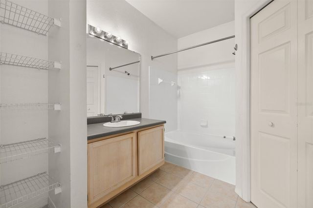 3315 PARKCHESTER SQUARE BOULEVARD 304, Orlando, FL 32835