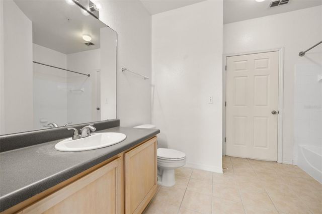 3315 PARKCHESTER SQUARE BOULEVARD 304, Orlando, FL 32835