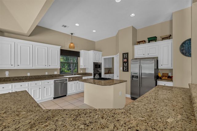 1019 Towering Oaks Street Street, Magnolia, TX 77355