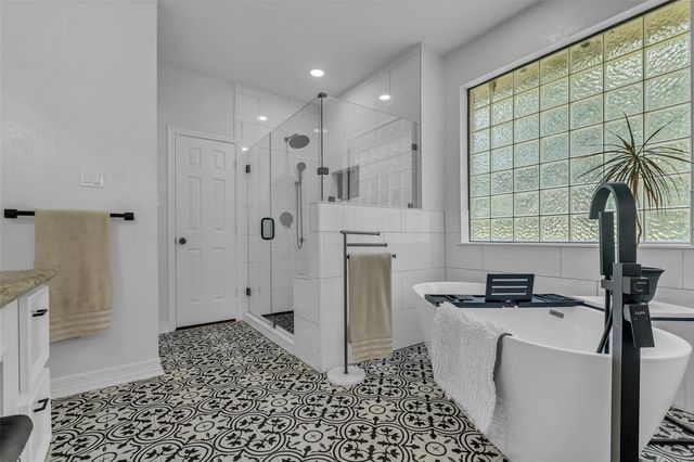 1019 Towering Oaks Street Street, Magnolia, TX 77355