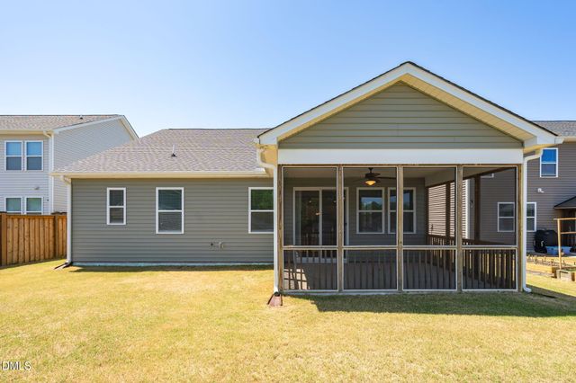 808 Briar Gate Drive, Holly Springs, NC 27540