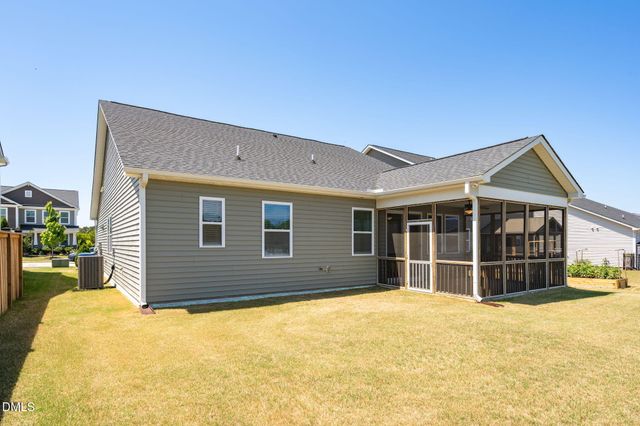 808 Briar Gate Drive, Holly Springs, NC 27540