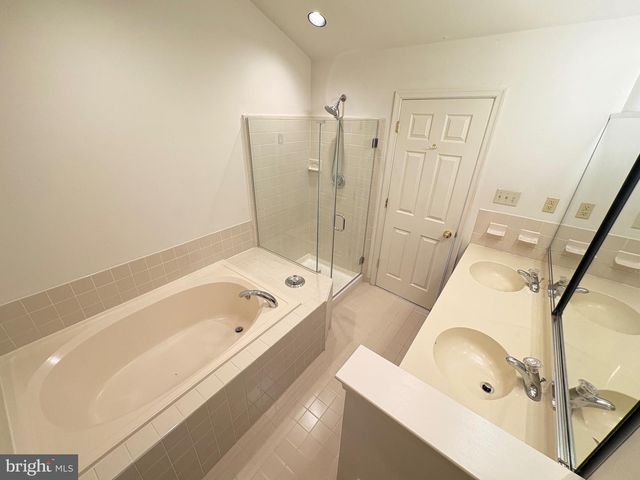 157 MADISON WAY, Downingtown, PA 19335