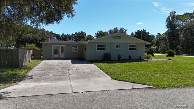 9705 W Pimpernel Lane, Crystal River, FL 34429