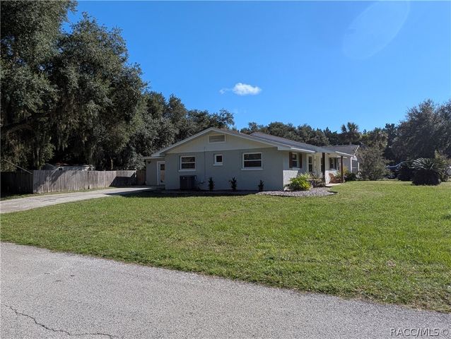 9705 W Pimpernel Lane, Crystal River, FL 34429