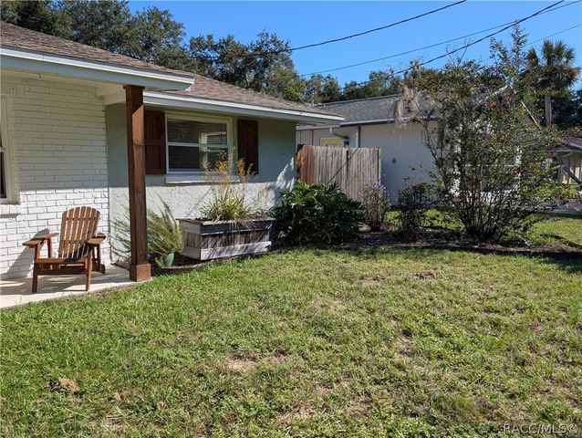 9705 W Pimpernel Lane, Crystal River, FL 34429