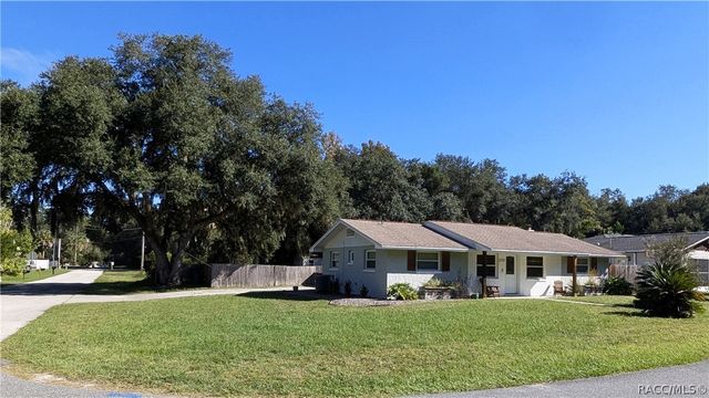 9705 W Pimpernel Lane, Crystal River, FL 34429