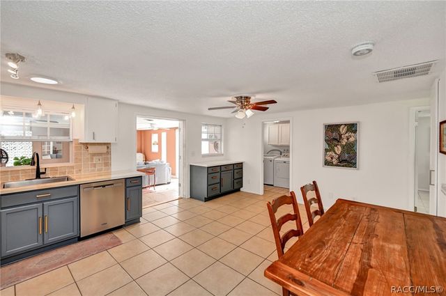 9705 W Pimpernel Lane, Crystal River, FL 34429