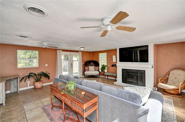 9705 W Pimpernel Lane, Crystal River, FL 34429