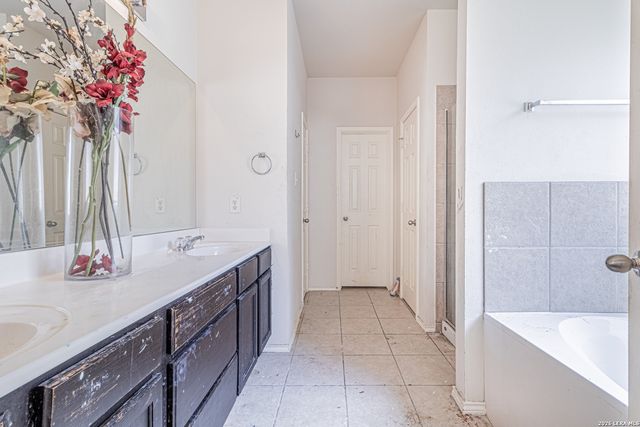 157 NIEMIETZ CV, Cibolo, TX 78108