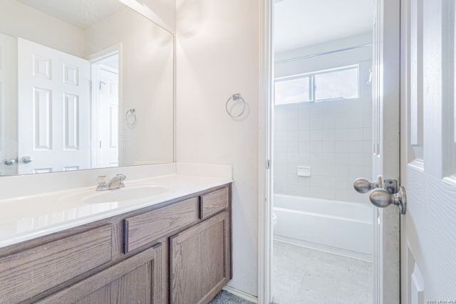 157 NIEMIETZ CV, Cibolo, TX 78108