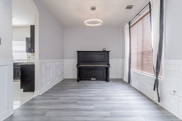 157 NIEMIETZ CV, Cibolo, TX 78108