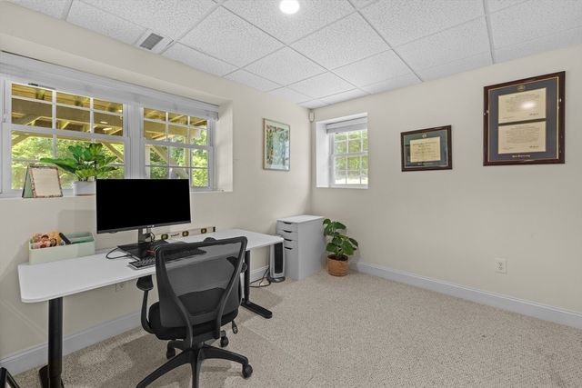 9 Franklin 8, Acton, MA 01720
