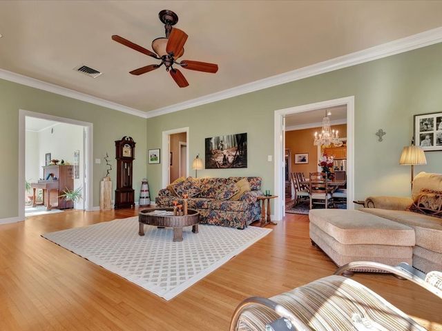 402 S Bynum Street, Lufkin, TX 75904