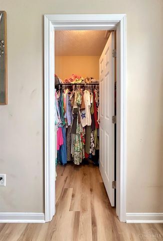 292 Hennepin Drive, Hamilton Twp, OH 45039