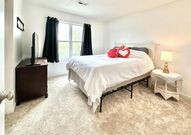 292 Hennepin Drive, Hamilton Twp, OH 45039