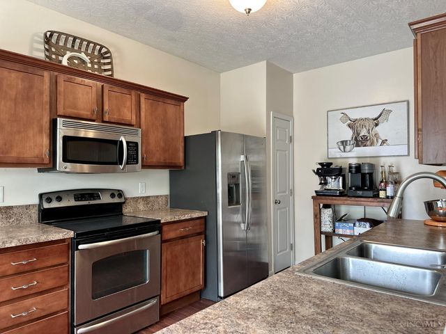 292 Hennepin Drive, Hamilton Twp, OH 45039