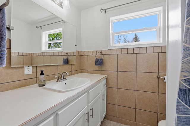 336 Clay Street, Sparta, MI 49345