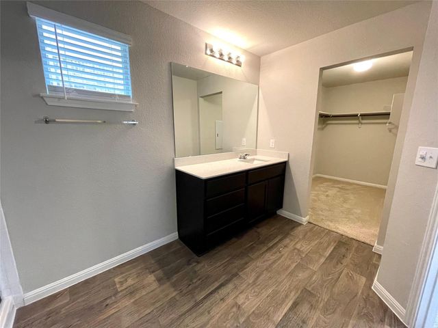 10824 Gonzales Ranger PASS, Austin, TX 78754