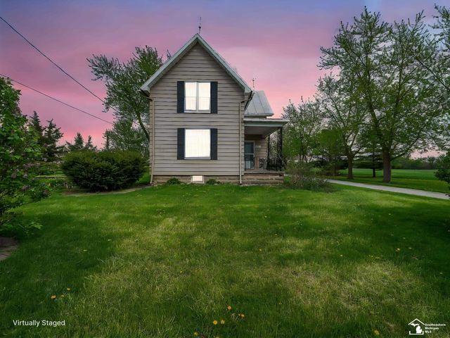 9248 Chinavare Road, Berlin Twp, MI 48166