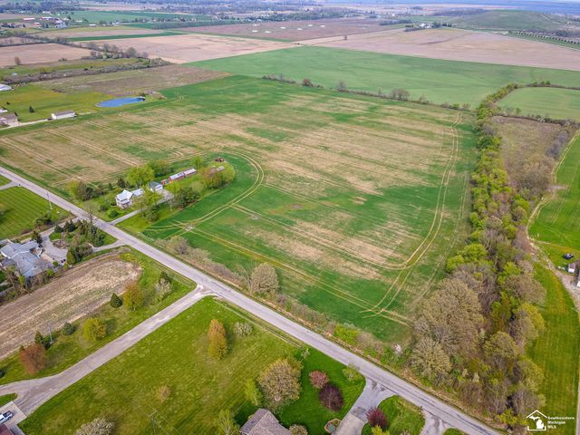 9248 Chinavare Road, Berlin Twp, MI 48166