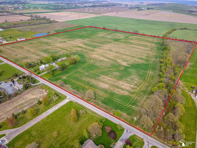 9248 Chinavare Road, Berlin Twp, MI 48166