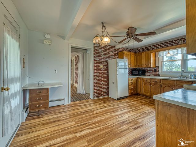 9248 Chinavare Road, Berlin Twp, MI 48166