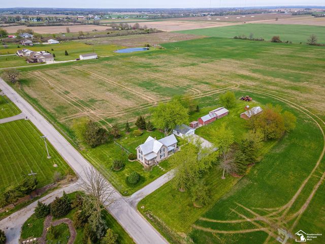 9248 Chinavare Road, Berlin Twp, MI 48166