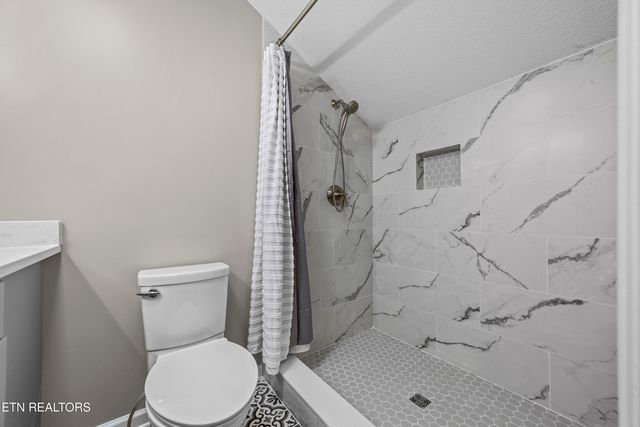 2673 S Clear Fork Rd, Sevierville, TN 37862