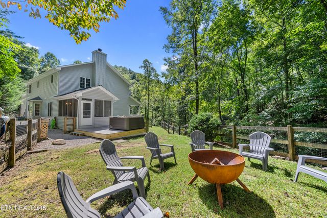 2673 S Clear Fork Rd, Sevierville, TN 37862