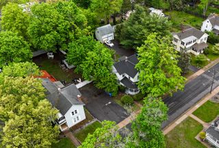 19 Hudson Street, Manchester, CT 06042
