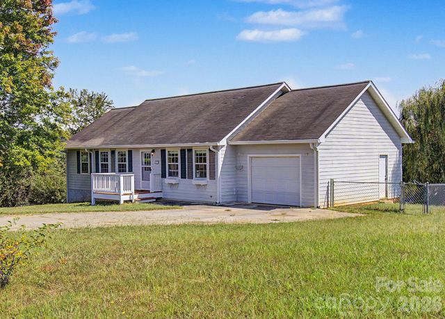 253 Tipton Hill Road, Leicester, NC 28748