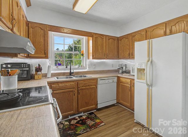 253 Tipton Hill Road, Leicester, NC 28748