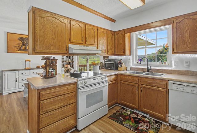 253 Tipton Hill Road, Leicester, NC 28748