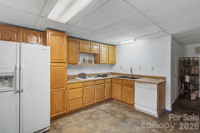 253 Tipton Hill Road, Leicester, NC 28748
