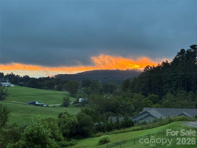 253 Tipton Hill Road, Leicester, NC 28748