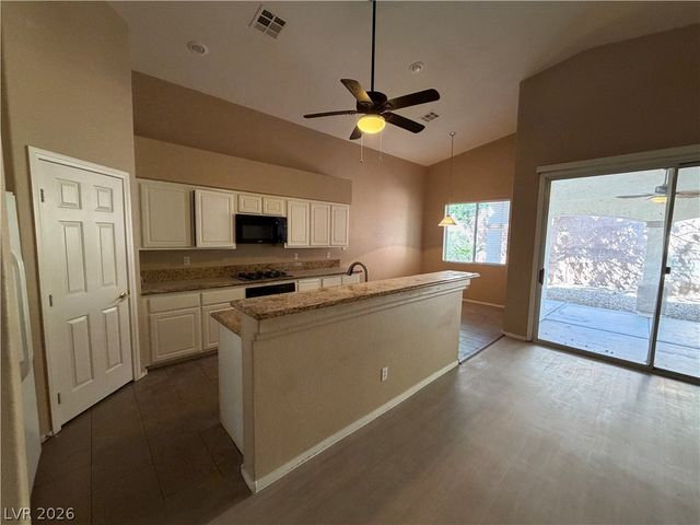1113 Heaton Avenue, Henderson, NV 89052