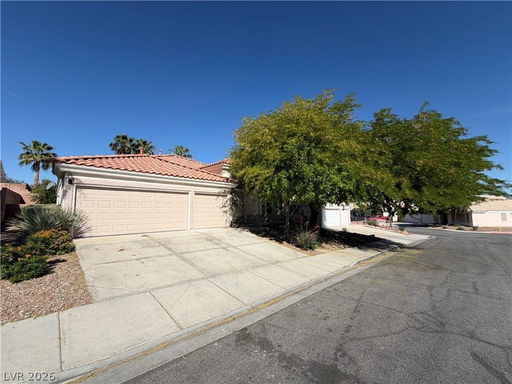 1113 Heaton Avenue, Henderson, NV 89052
