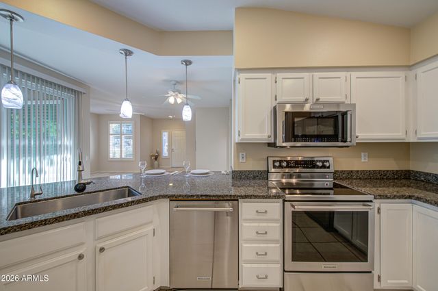 19931 N GREENVIEW Drive, Sun City West, AZ 85375