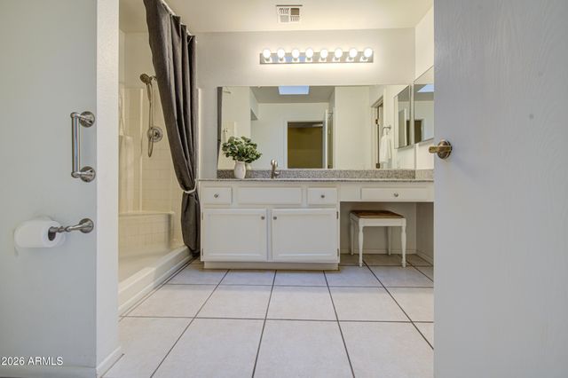 19931 N GREENVIEW Drive, Sun City West, AZ 85375