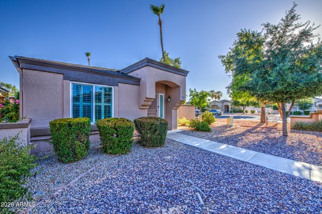19931 N GREENVIEW Drive, Sun City West, AZ 85375