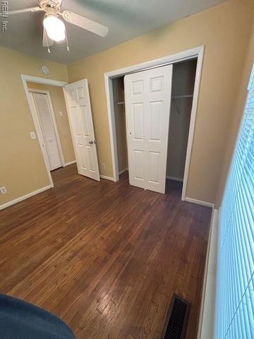 1207 Carrington CRES S, Portsmouth, VA 23701