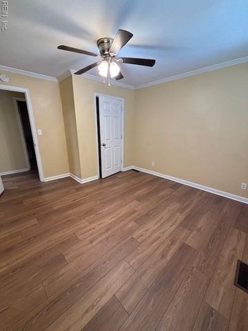 1207 Carrington CRES S, Portsmouth, VA 23701