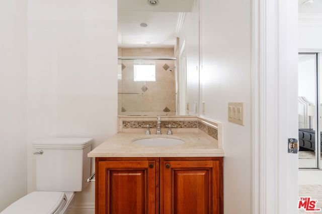 11749 Goshen Avenue 201, Los Angeles, CA 90049