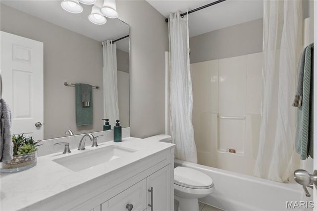 1532 Oakland Hills Drive, O'fallon, MO 63366