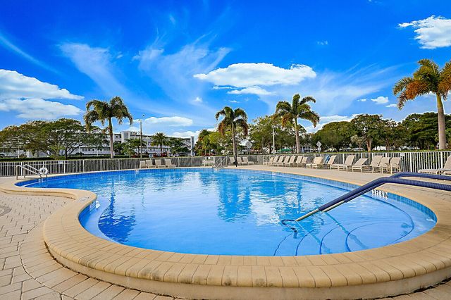 134 Lyndhurst F 134, Deerfield Beach, FL 33442