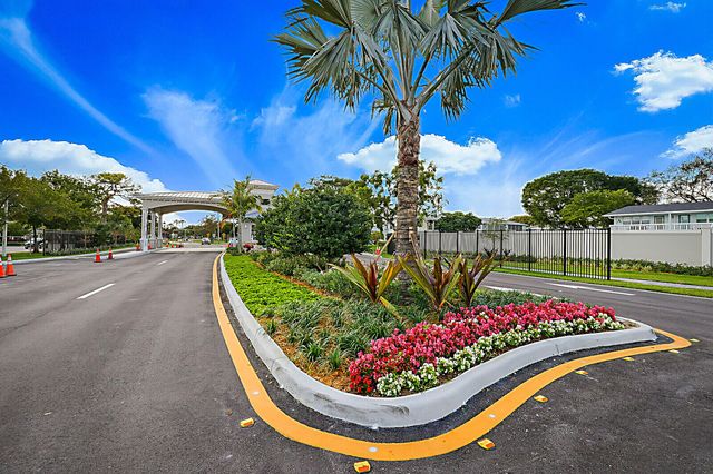 134 Lyndhurst F 134, Deerfield Beach, FL 33442