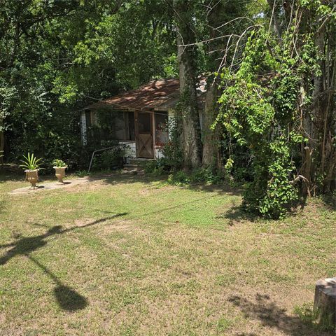 502 Elwood Avenue, Cleveland, TX 77327